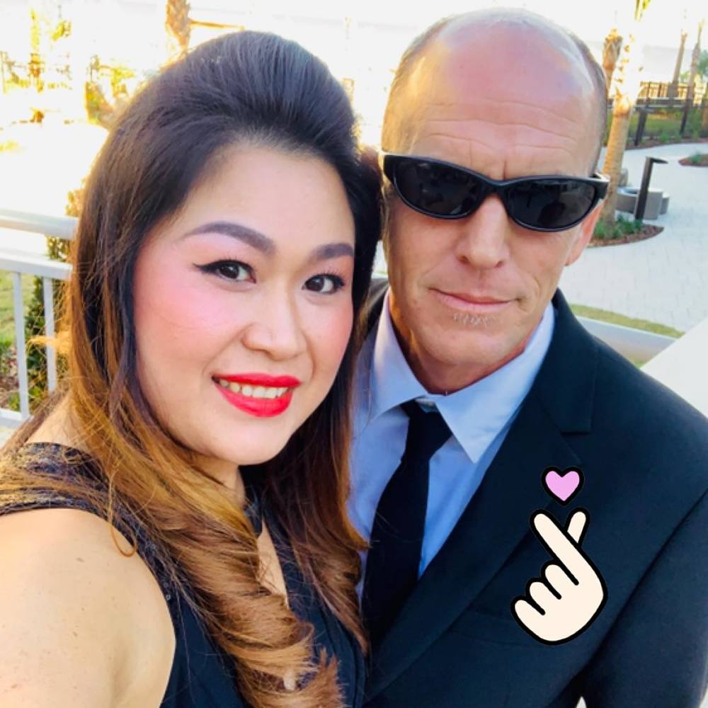 Meet your Posher, Piyanut